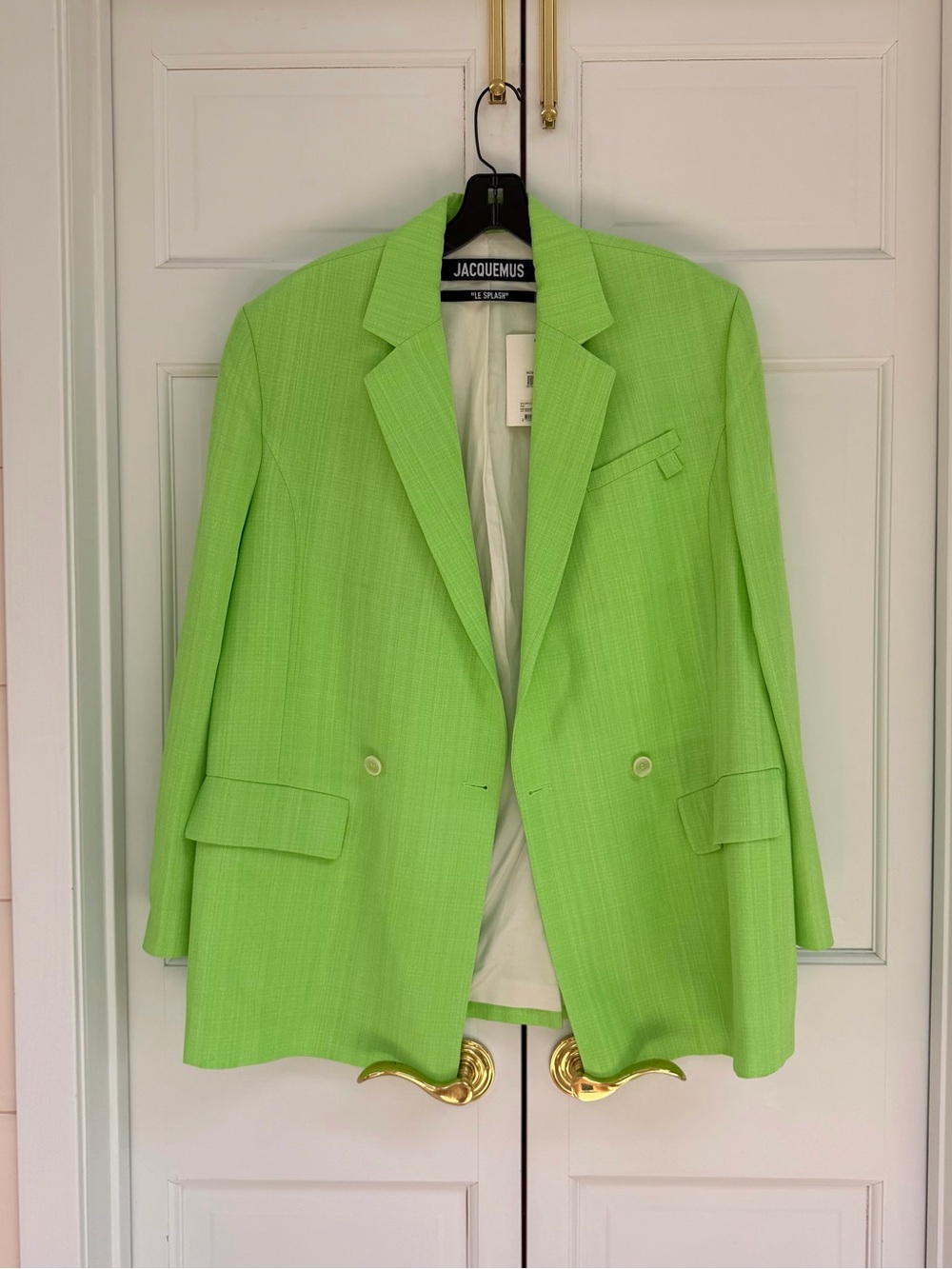 Jacquemus “Le Splash” Neon Lime Green Double-Breasted Linen Blazer - Picture 4 of 16